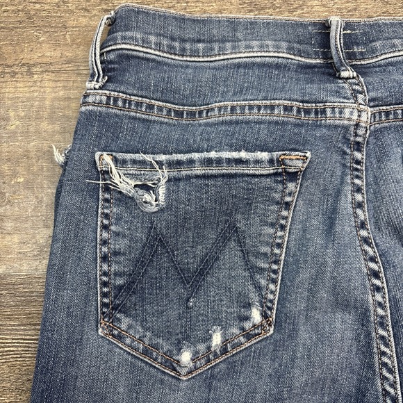 Mother Jeans Women's 26 Insider Crop Step Chew Distressed Dancing On The Coals - Picture 5 of 16